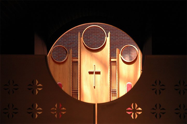 inside-chapel